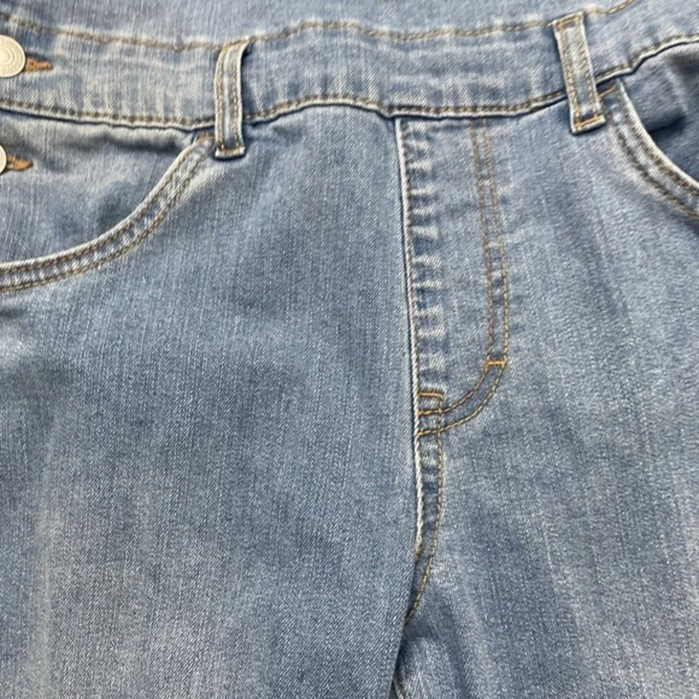 Levi's Youth  Overalls 16 Light Blue Distressed Jeans  ‎          804